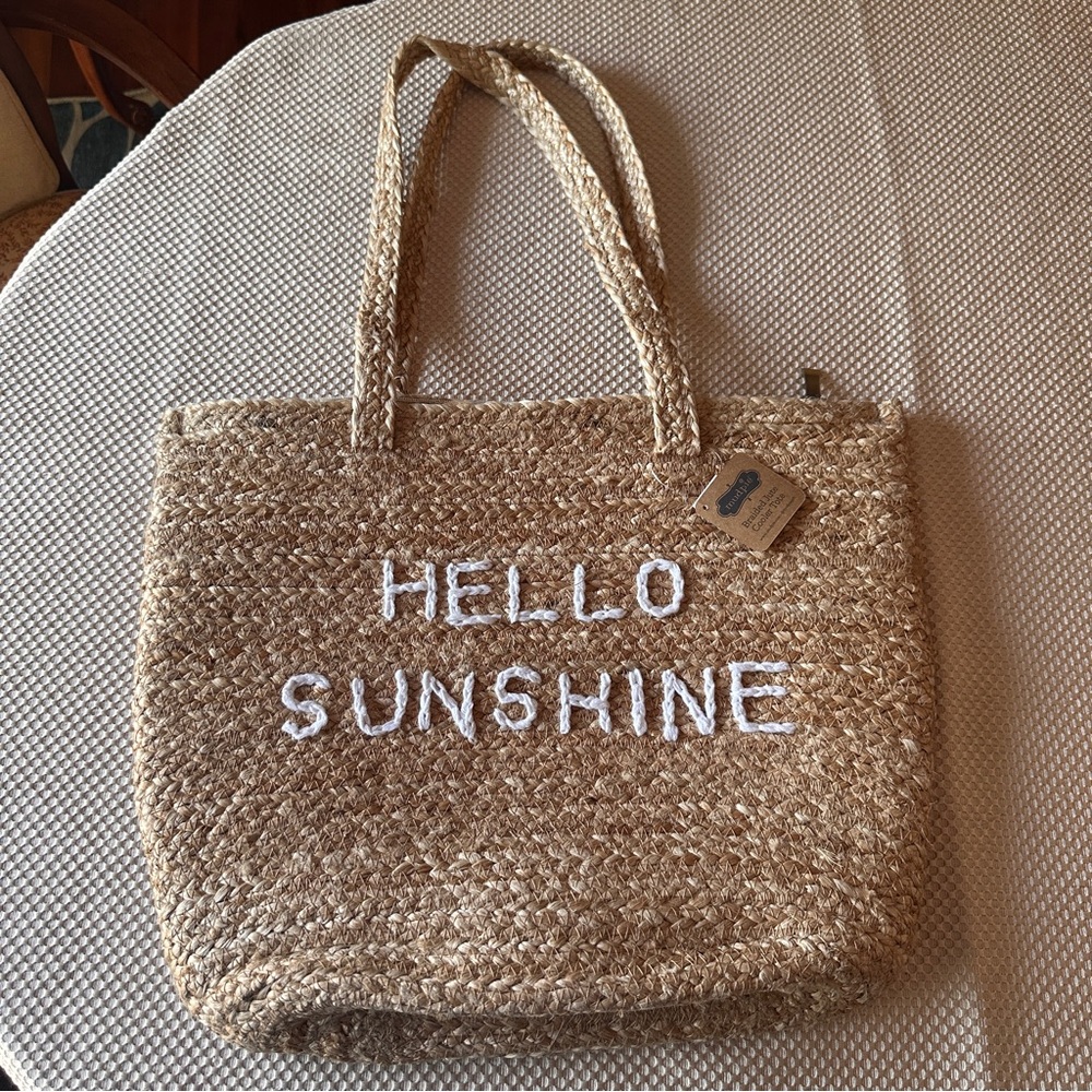 NWT Insulated Braided Jute Tote cooler with White 'HELLO SUNSHINE' Embroidery